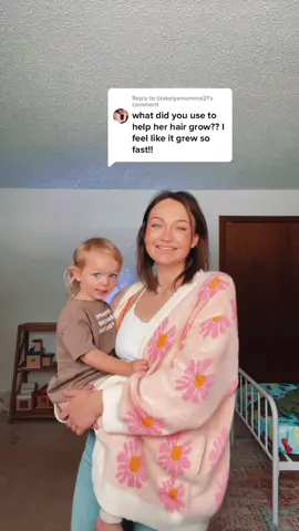 Replying to @blakelysmomma21 super simple & she loves her massages 😅 #momtok #hairgrowth #babygirl 