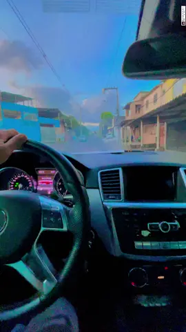 #capcut #Dirigindo #CarrosPraStatus #SonsDeCarros #FundosDeCarro #Carropreto #mercedes #funk #roledecarro 