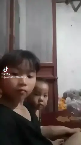 con tui đó😁😁😁