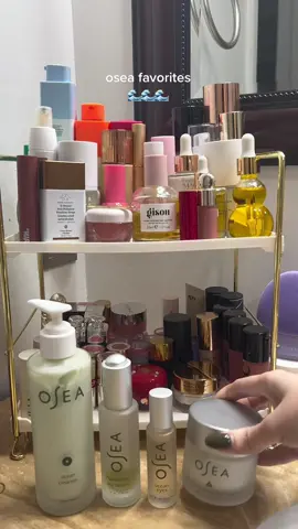 @oseamalibu favorites 💗✨🌊 use code CLAUDIA10 for a discount 🥰#oseamalibu #skincarecommunity #skincarecollection #skincarefavorites #oseamalibuskincare #bestskincare #viralskincare #makeupcollection #shelfie #preppyaesthetic 