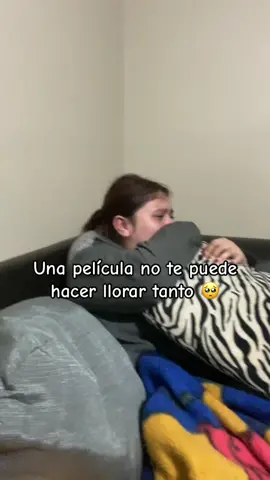 Somos muy sentimentales, pero enserio la tienen que ver 🥺.   #fyp #parati #greenscreenvideo #triste #netflix #viral #viraltiktok #enparatiiiii #peliculatriste #😭😭😭 #recomendada #🥺🥺 