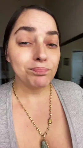 Its 🤫🫢 #itsquiet #aintnobacktalk🤫 #fypシ #transitions #reels #tiktok #explorepage✨  #bossbababes  #underatedmuas #yourztruly_mel 🫶💋