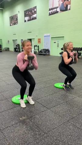 We tested German volume training on leg day! #gym #gymtiktok #germanvolumetraining #legday #workout 