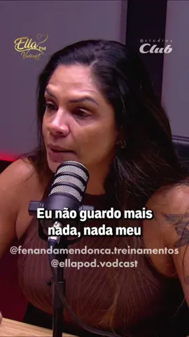 DEPOIS DE UMA CERTA IDADE, VAMOS RESOLVER TUDO AQUI MESMO!!! NÃO GUARDO MAIS NADA! NÃO ENGULO MAIS NADA! GUARDAR MUITAS VEZES DÓI E NOS ADOECE!! NÃO TENTE AGRADAR A TODOS, NÃO TENTE SER A BOAZINHA SEMPRE!!!  NÃO QUERO SABER O QUE O OUTRO VAI ACHAR OU PENSAR!!!  FEZ , LEVOU, FALOU , EU RESPONDI, BATEU, RECEBEU DE VOLTA, É AQUI MESMO QUE SERÁ RESOLVIDO!!!  #vidareal #sempaciencia #mulheresreais #ellapod #ellapodvodcast 