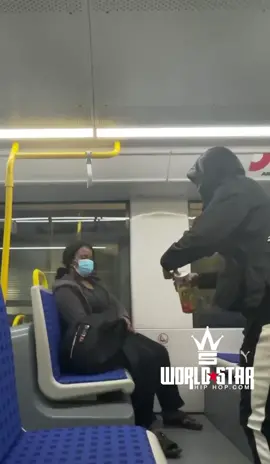 Nope not me…would y’all have opened the container? 😯😂(Via IG @vroom_vroom514) #Worldstar #Fyp #Viral 