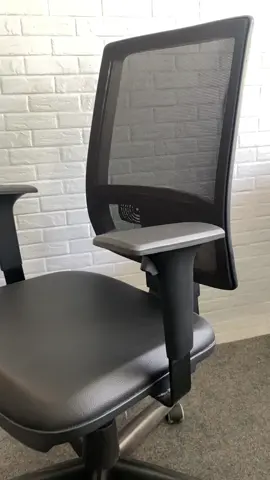 Cadeira Presidente Brizza você terá um conforto e um ótimo bem-estar seu longo dia a dia. #homeofice #cadeiras #foryou #escritorio 