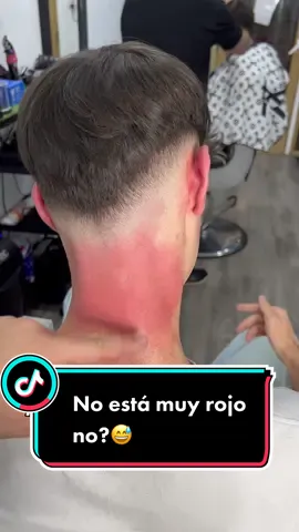 Está muy rojo?😅 #cuelloquevedo #quevedo #rojo #irritado #aftershave #meme #barberia 