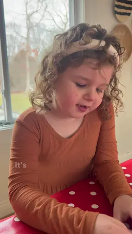 Jet lag and girls night #fyp #jetlag #travel #girlsnight #popcorn 