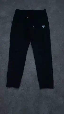 The pants are now on the store, our website is in our bio. #gymwear #sportswear #Fitness #activewear #gym #workout #clothingbrand #clothing #fitnessmotivation #gymmotivation #gymapparel #usa #bodybuilding