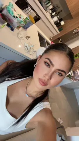 This filfer goes braztyy