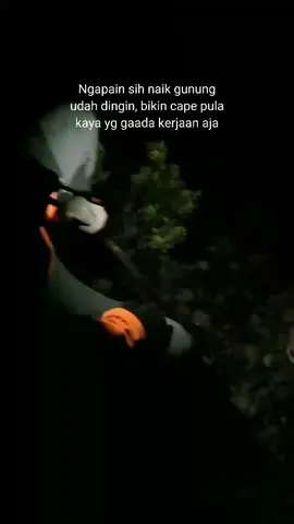 Makanya cobain sendiri #masukfyp #masukberanda #Hiking #puncak #fypシ #fyp #CapCut #slamet #slametmountain #atapjawatenngah 