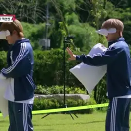 Seungmin e o Lee Know “brigando” KKKKK #fyy #fyp #skz #fy #straykids #leeknow #seungmin #fyyyyyyyyyyyyyyyy #fyyyyyyyyyyyyyyyy #fyyyyyyyyyyyyyyyy #fyyyyyyyyyyyyyyyy #fyyyyyyyyyyyyyyyy #fyyyyyyyyyyyyyyyy #fyyyyyyyyyyyyyyyy #fyyyyyyyyyyyyyyyy #fyyyyyyyyyyyyyyyy #fyyyyyyyyyyyyyyyy #enviatiktok 