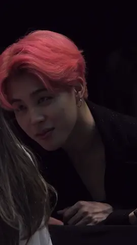 The way he looks at armys…😮‍💨 #bts #btsarmy #bts_official_bighit #btsedit #bts_army #btsmerch #kpop #jimin #parkjimin #jiminie #jiminedit #btsjimin #jiminbts #jiminbtsedit #editjimin #editjiminbts #jiminfancam #jiminarmy #jiminfanmeet #jiminfocus #jiminfocuscam #boywithluv #motspersona 