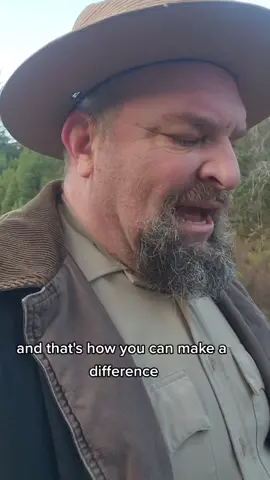 there are better ways to help wildlife than feeding them #LearnOnTikTok #EduTok #naturelover #naturetok #animalrescue #wildlifecoexistence @sacramentofoodforest @nativeplanttok 