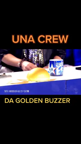 Una crew da #goldenbuzzer #italiasgottalent 