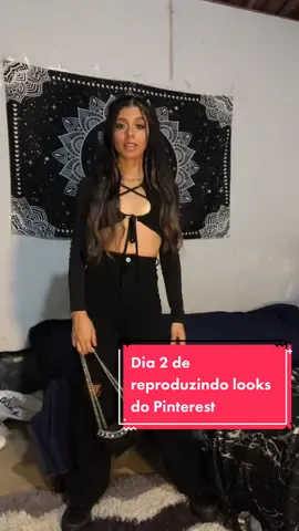 Dia 2 de looks do Pinterest, iai q notas vcs dao para esse look ?? #pinterest #outfits #looksinspiration #outfitideas #lookalikeedit #fashiontiktok 