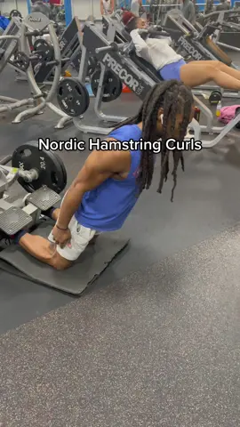 Some good ol nordies for you 🙂 some people consider this exercise very dangerous but its actually the best way to endure your hamstrings are strong and durable 🔥💯 #tiktok #FitTok #explore #gym #nordichamstringcurls #nordies #strength #flexibility #mobility #power #durability 