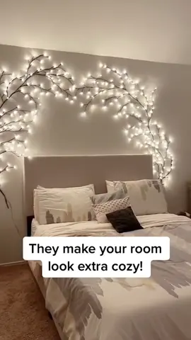 This is an amazing addition to any bedroom! #vinelights #vinelamp #3reelamp #homedecorlight #bedroommusthaves #fyp 