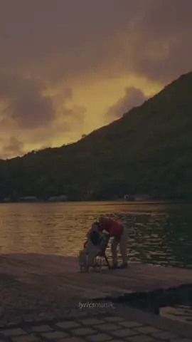 Vibes lagunya dalem banget, ga niat buat ngetag dia? #fypシ #fyp #sampaijadidebu 