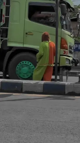 sekilas pandang untuk dunia tipu tipu, #djwreckingball #ibukotajakarta #komunitastrukindonesia #drivermuda😎 #drivermudaindonesia #drivercewek #fyp #pemalang #stfcalasroban #stfc