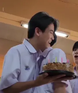 Bên cạnh cầm bánh kem cho nhau mỗi dịp sinh nhật thật nhiều năm sau nữa nha 🐶😽🫶🏻🌷 #SatangWinny #สตางค์วินนี่ #satangks #winynny #สตางค์กิตติภพ #วินนี่ธนวินท์ #myschoolpresident #แฟนผมเป็นประธานนักเรียน #fyp 