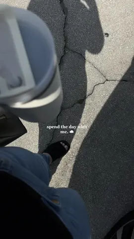 Been appreciating this sunny state a lot more lately. 🫶🏼 #minivlog #Vlog #targetrun #target #palmbeachgardens #palmbeach  #dailyvlog also, tried @saltairofficial ans lovinggg it so far 🫶🏼