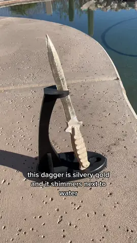 Casting an Elven dagger #hobbit #elven #elf #mandalorian #forge #dagger #wizard 