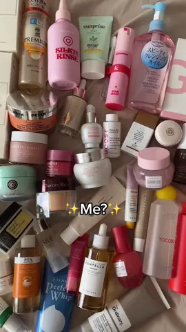 might be 🤏bit addicted 🤭 @loccitaneusa #loccitane #skincareaddict #skincarelover #skincareobsessed #skincarecollection #viralskincare 