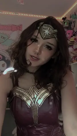 I might cosplay tonight 🤭 #wonderwomancosplay #dccosplay #matoast #coolkidsoph #salvalcano #fypシ #DanceWithTurboTax 