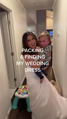this trend but bc youre moving & found your wedding dress✨🧜🏻‍♀️👰🏽‍♀️#momstiktok #motherhoodunplugged #motherhoodunfiltered #momoffour #2000swedding #millennialmom #realmomlife 