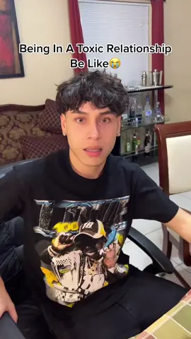 no the camera man aint my gf🙃its my sister @hazelll.jcc #bf #gf #funny #relatable #fyp 