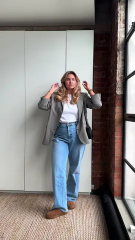 Is it a fit or is it just pinterest? Midsize edition. Links in IG stories  #midsizestyle #springfashion #marchoutfit #march2023 #outfitinspo #outfitideas #pinterestinspired #midsizeblogger #midsizegals #midsizeootd #birkenstockboston #polenebag #spring2023 