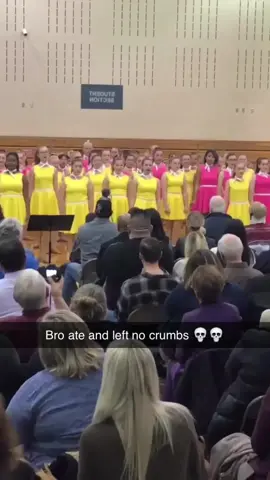 How did anyone keep a straight face?? 😭😭😭 (IG:loveme.tiff via @collab) #pubity 