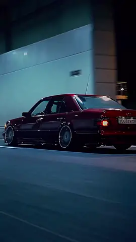 Mercedes W124 😍😍 #90shiphop #dmx #mercedesbenz #w124mercedes #vintagecar #vintage #fyp #foryoupage #oldschoolhiphop #throwback #90scar 