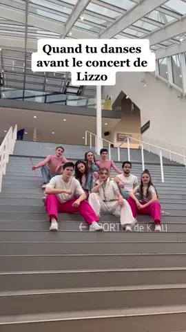 About tonight !  Nous avons dansé avant le concert de @lizzo à @Accor Group de Paris ! #lizzo #tobeloved #2beloved #accorarena #concert #dance #dancer #choregraphy #paris #parisdanse #lizzodance 
