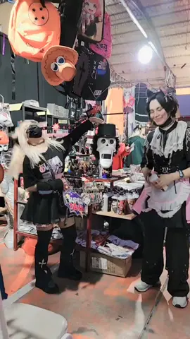 #parati #maid #fyp #otaku  jekeke aquí  @Súper Tienda de Anim  en el @Expo Geek junto a @Endy 