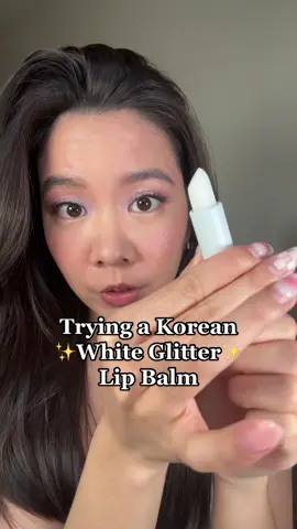 On my st0refront! This Korean white glitter lip balm is from @unleashia in no1 snow frost ($10) 🥶 #lipbalm #kbeauty #unleashia #makeup 