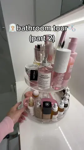 I’m going for an all pink theme 🎀 (part 2) #bathroomtour #bathroommakeover #RoomTour #cleaning 