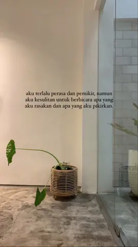 🥹 #fyp #fypシ #foryou #xyzbca #katakata #katabijak #motivasihidup #qoutes #Love #your #self #syorytime 
