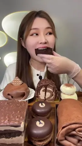 #cake #dessert #asmr #mukbang #chocolate #bolugulung #fyp #enaknyakemana #asmrsounds #enakbanget 