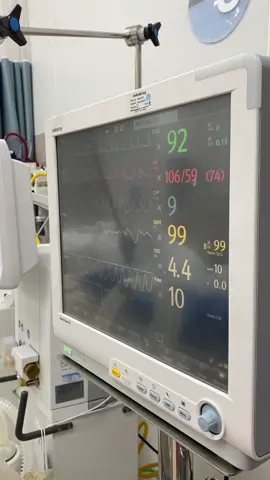 บรรยากาศ เสียง ต่างๆที่จะได้ยินจนคุ้นชินในหอผู้ป่วยวิกฤต 🚨💉💊🩺🧬🫀🏥
