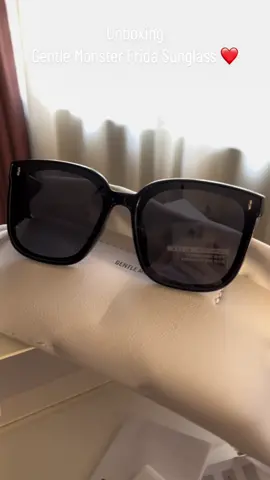 Unboxing Gentle Monster Frida Sunglass #gentlemonsterxjennie #gentlemonstersunglass #gentlemonsterfrida #unboxing 