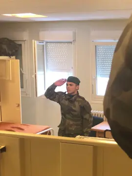 Revue De Chambre A La Légion #armé #armée #army #légion #légionétrangère #armédeterre #presentation #foryou #foryoupage #fyp #fypシ
