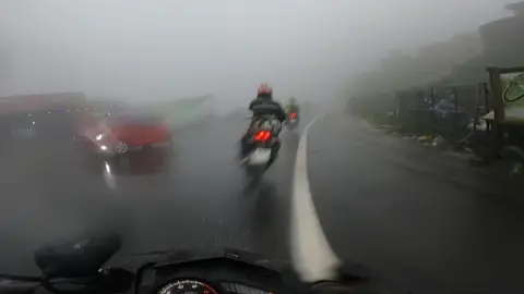 Đèo hải vân ngày mưa gió #PhaiDepNgayNay #WomenOfTikTok #exciter #haivan #đèo #đèohảivân 