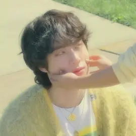when jinnie goes: •ᴗ• with his bread smile😭😭❤️‍🩹❤️‍🩹 i love him so much and miss him everyday </3 hes so cute ahh!!! (hobi ver will be out soon) #jin #jinbts #seokjin #bts #btsedit #kpop #kpopedit 