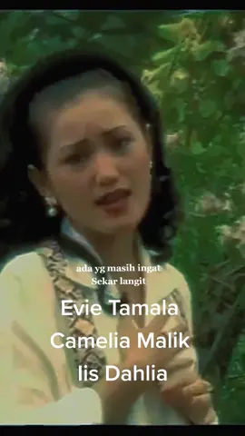 #fyp #dangdutjadul #sekarlangit #baladacinta #tentangcinta #evietamala #cameliamalik #iisdahlia #artis #penyanyidangdut 
