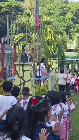 Bakit ba mahalagang tumulong ang mag-aaral sa paglilinis ng paaralan? #school #schoollife #studentlife 