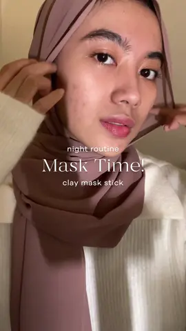 abis olaharaga gatau kenapa wajah suka auto bertekstur:”) makanya butuh banget maskeran yang bisa memperhaluzzzh tekstur kulit 😗🫶🏻  