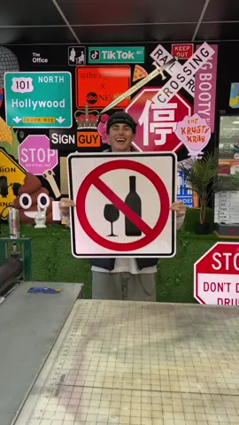 Mondays be like #work #asmr #signs #oddlysatasfying #foryou #fyp #signguy 