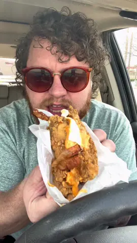 Replying to @kentuckyfriedchicken DOUBLE DOWN DAY!!!! #gristlemedia #gristle #doubledown #kfc #kfcreview #kentuckyfriedchicken #doubledownreview #kfcdoubledown #foodreview #carfoodreview #snackhomies 
